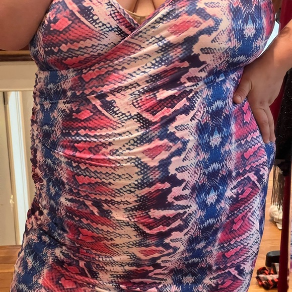 Snake print mini wrap dress - Picture 2 of 2